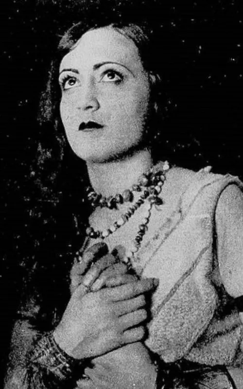 Dora Fleury