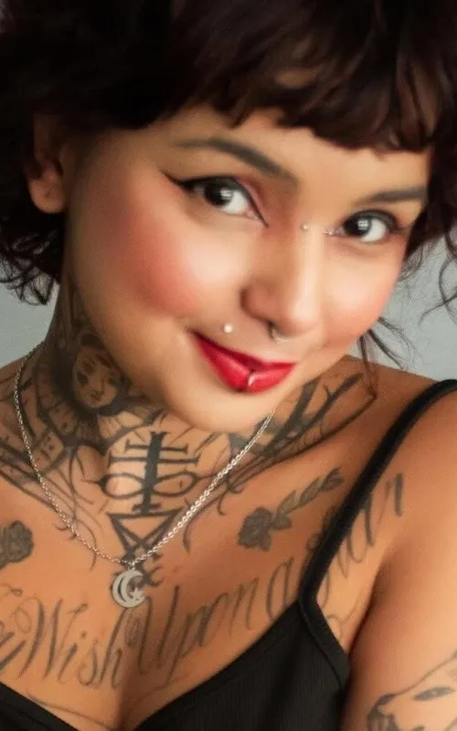 Annie Clementine