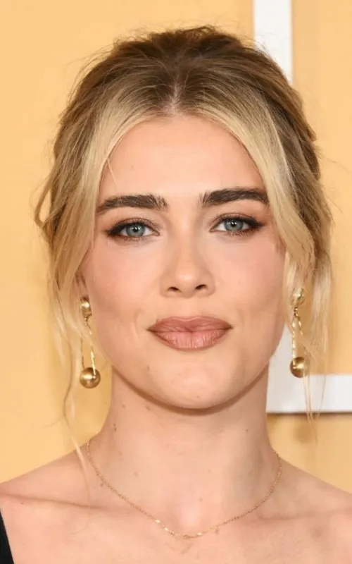 Melissa Roxburgh
