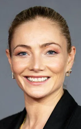 Clara Paget