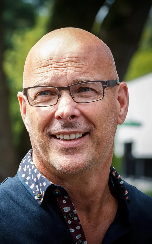 Rob Kamphues