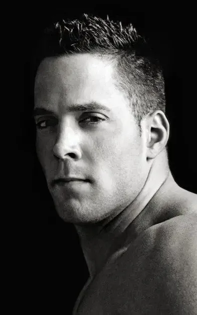 Erik Rhodes