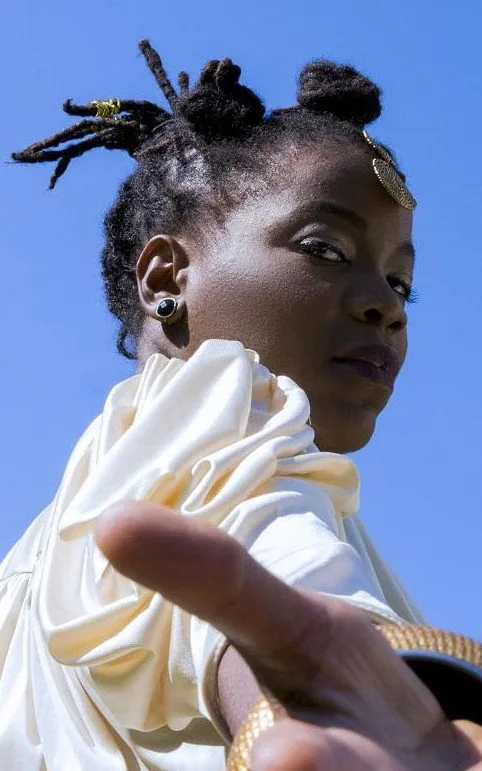 Malika Tirolien