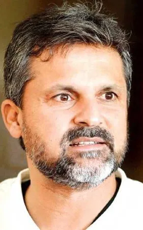 Moin Khan