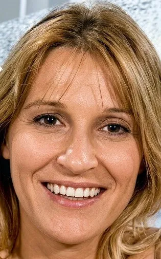 Barbi Bond