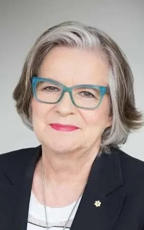 Arlette Cousture
