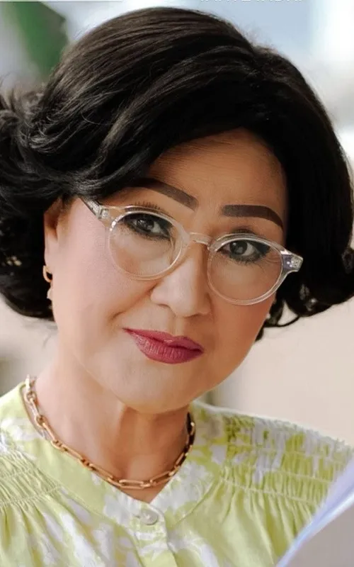 Debbie Cynthia Dewi