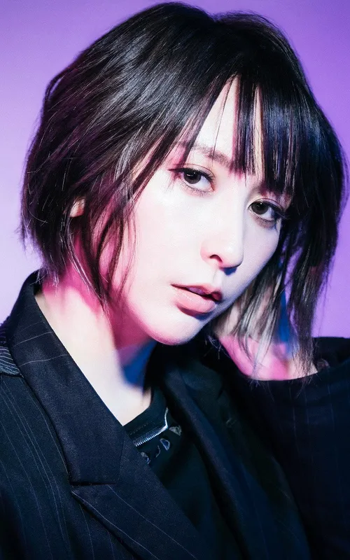 Eir Aoi