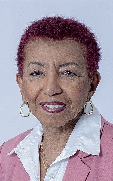 Leci Brandão