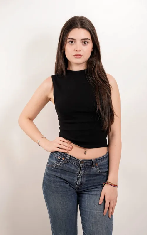 Adriana Hormigos