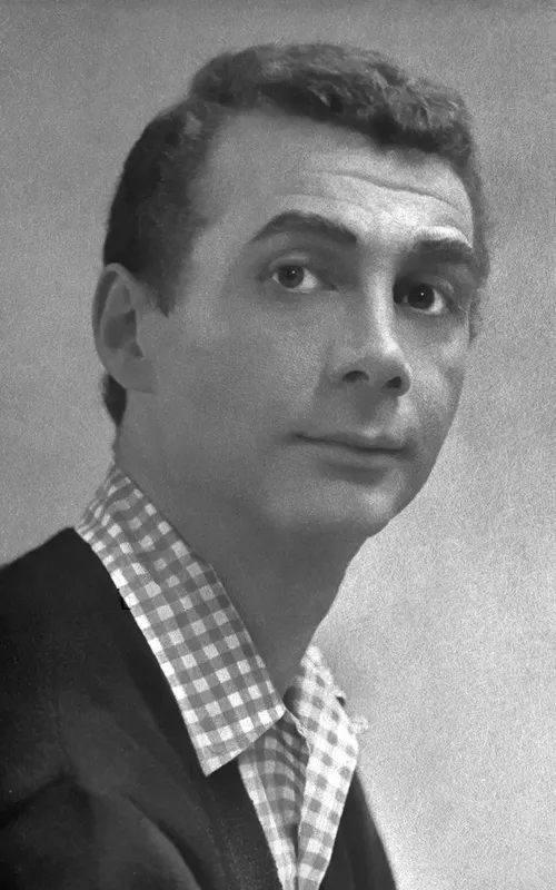 Roy Stuart