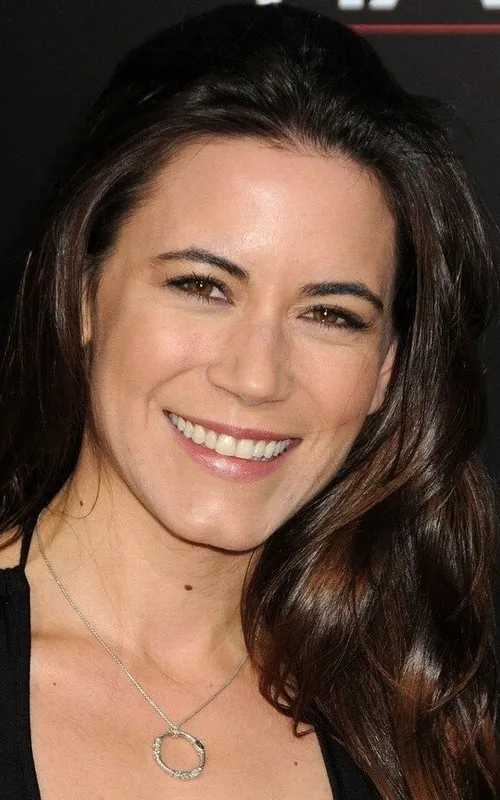 Nathalie Fay