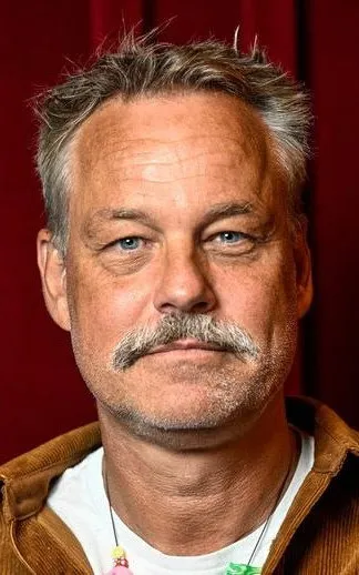 Henrik Schyffert