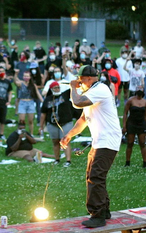 Mic Crenshaw