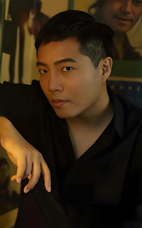 傅逸聪