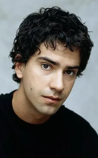 Hamish Linklater