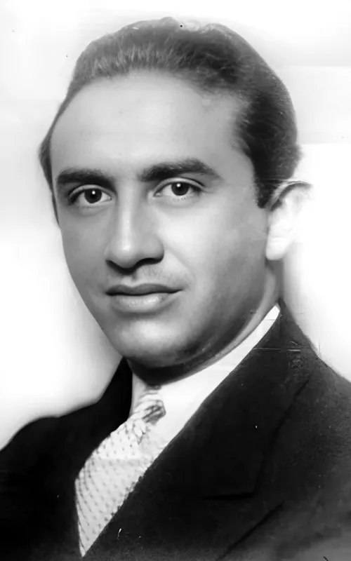 Sammy White