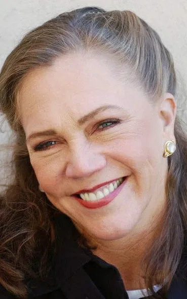 Kathleen Turner