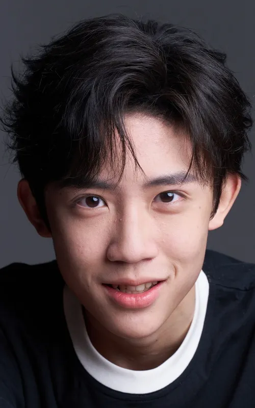Kang Jiaze