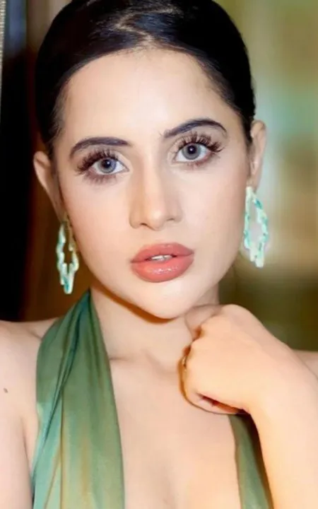 Uorfi Javed