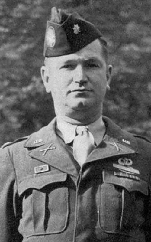 Robert Strayer