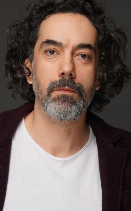 Tolga Çıklaçiftçi