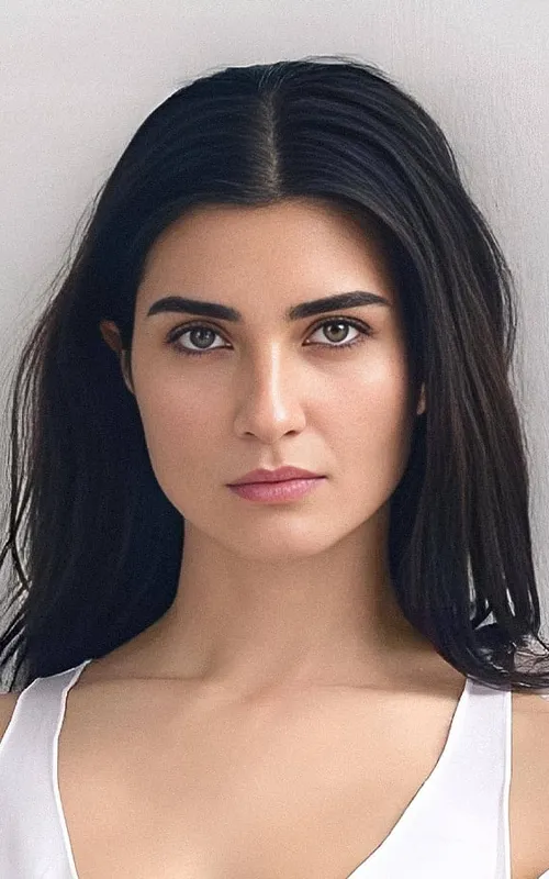 Tuba Büyüküstün