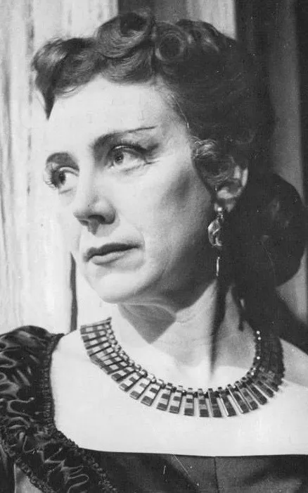 Berta Hall