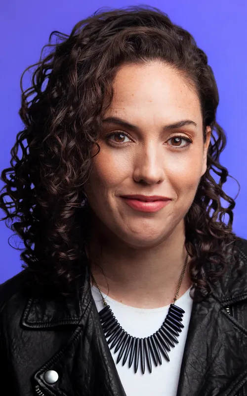 Caitlin Peluffo