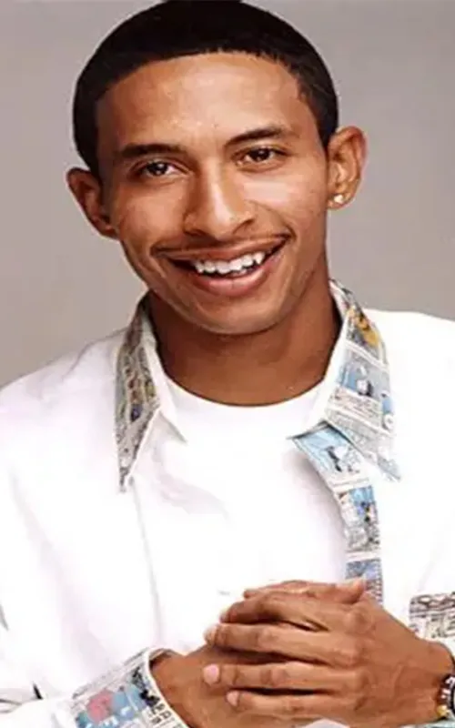 Kamau Holloway