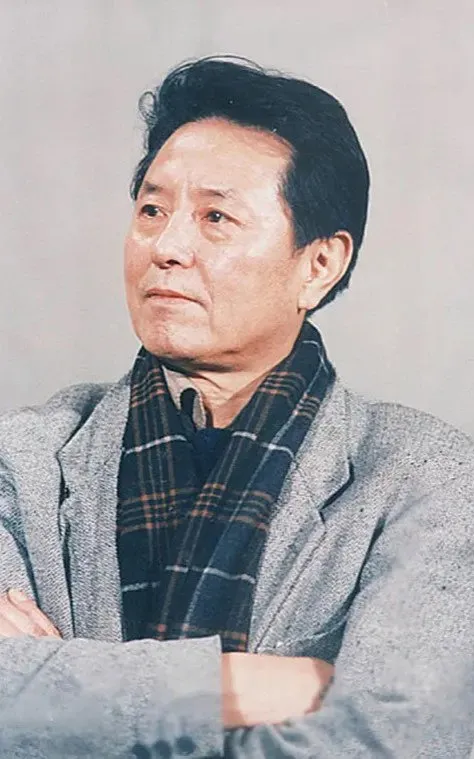 Yunjie Guan