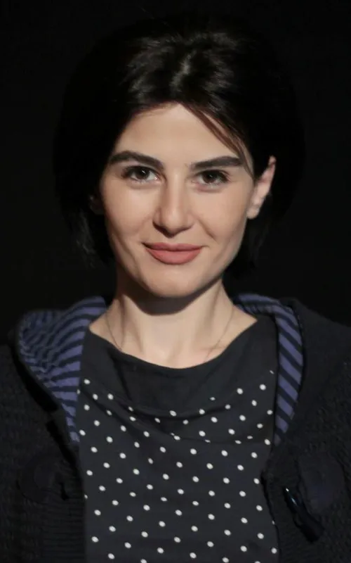 Rozi Avetisova