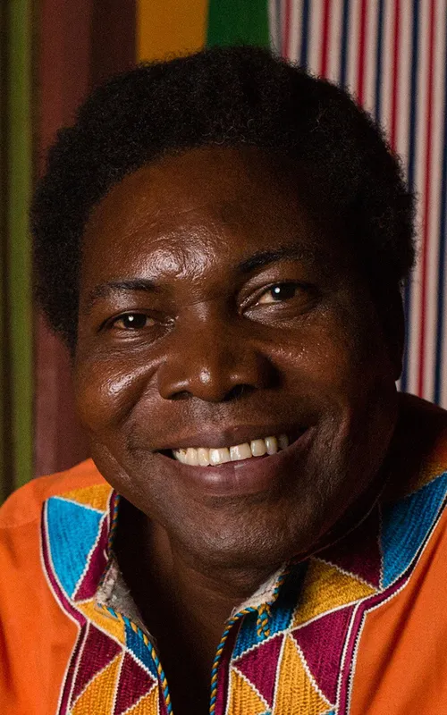 Etienne Minoungou