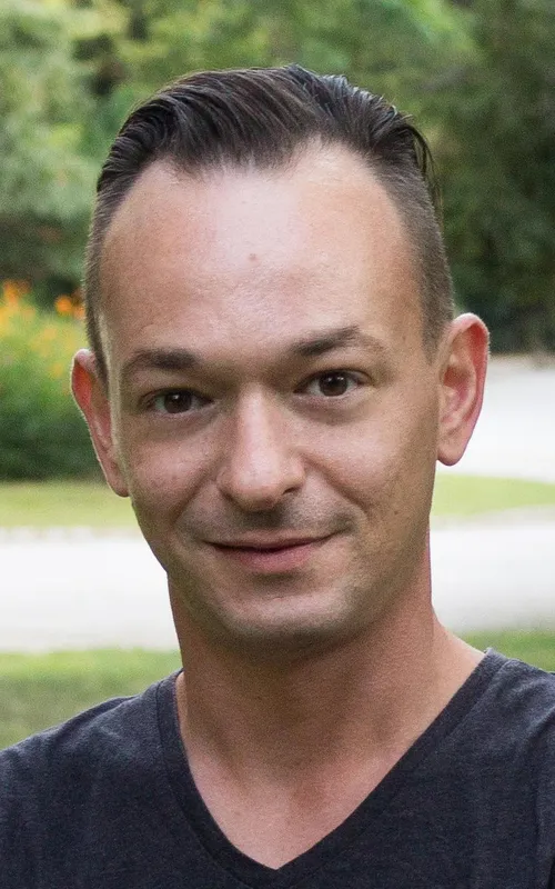 Vasilis Papalazarou
