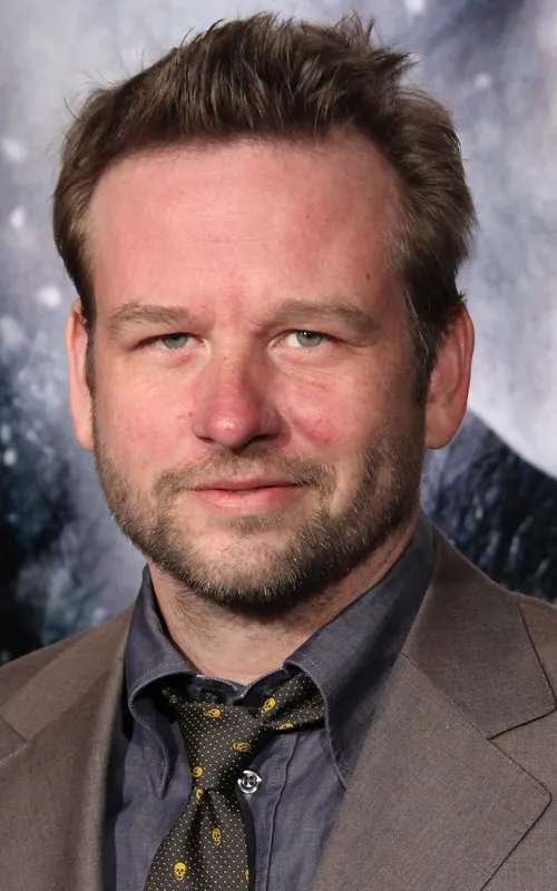 Dallas Roberts