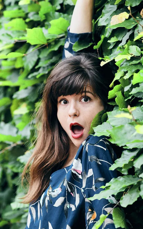 Girl go Green