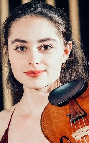 Esther Abrami