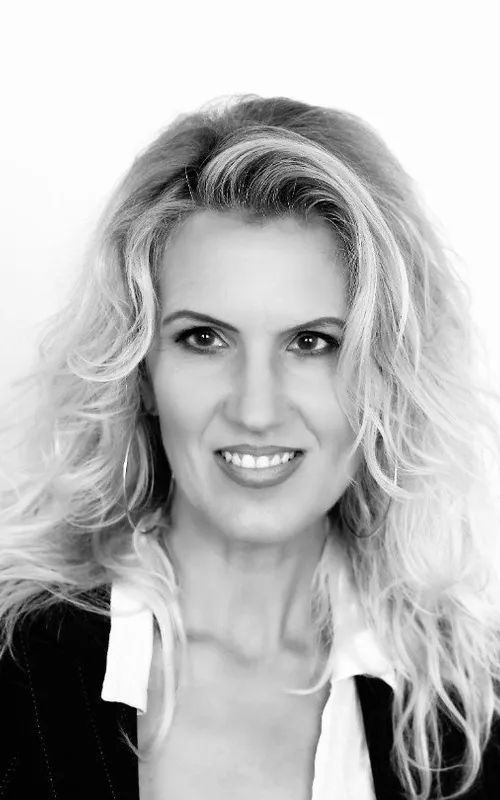 Lisa Barrett-Brown