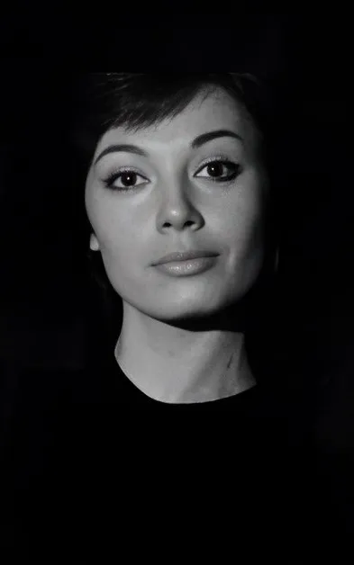 Nuria Torray