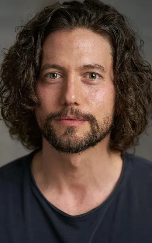 Jackson Rathbone