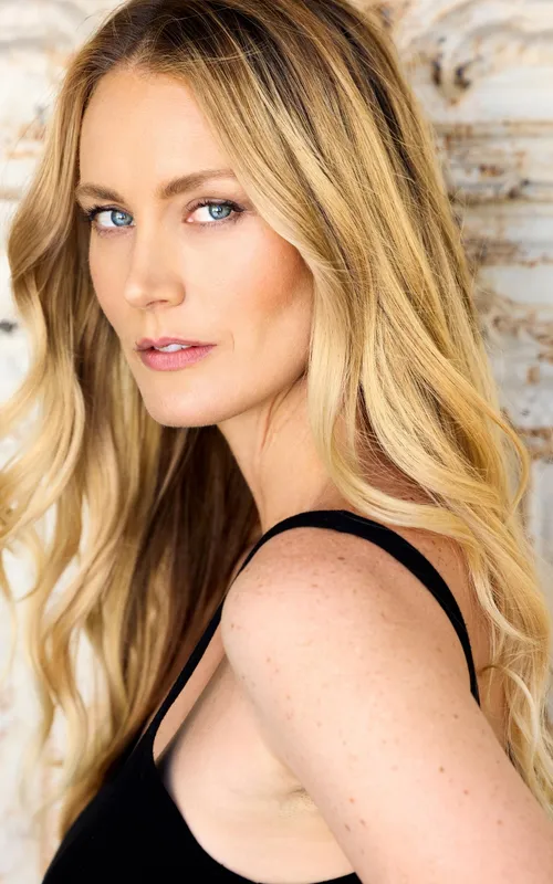 Stefanie Estes