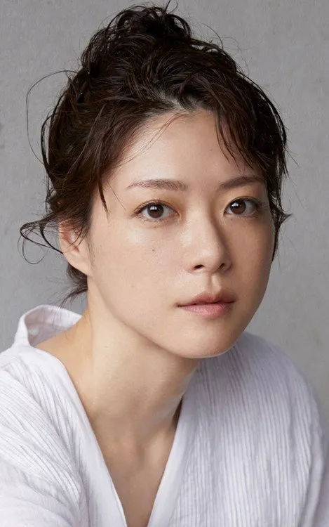 Juri Ueno