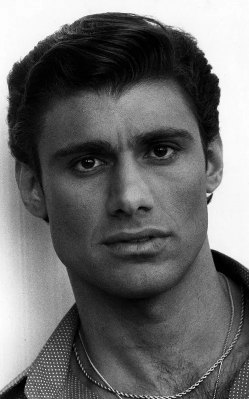 Steven Bauer