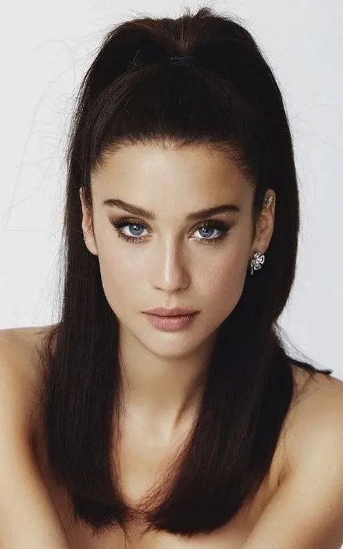 María Pedraza