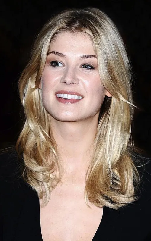 Rosamund Pike