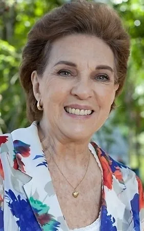 Suzana Faíni
