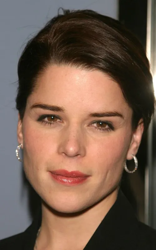 Neve Campbell