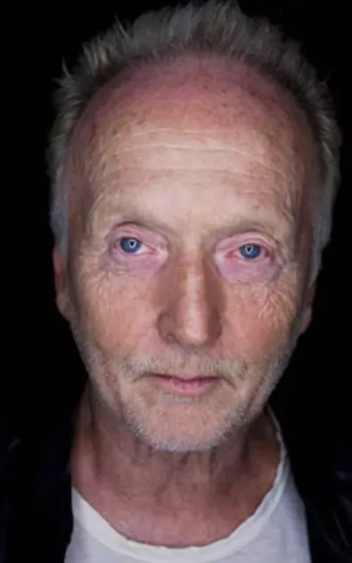 Tobin Bell