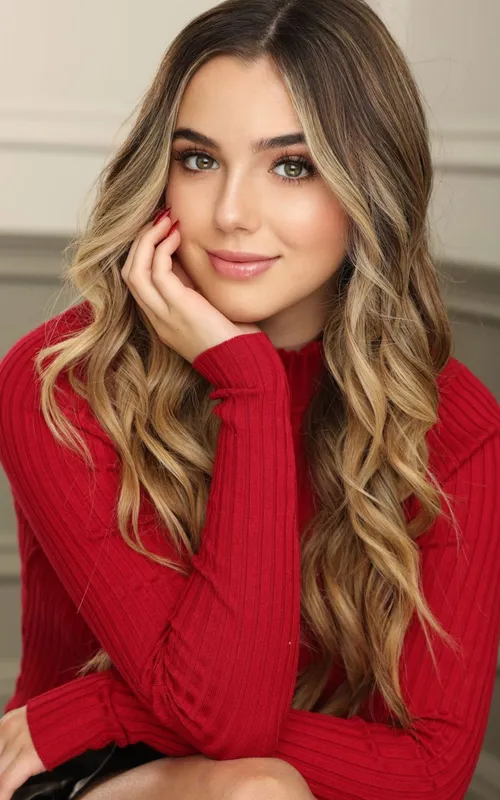 Alexa Nisenson