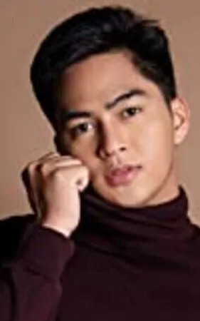 Evan Arellano